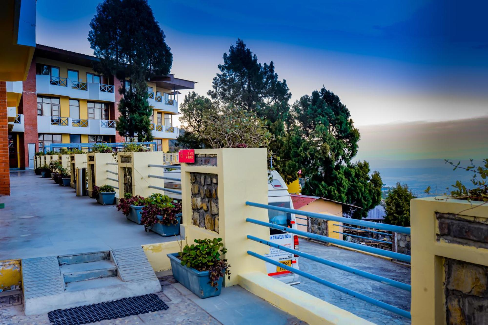 Green N Breeze Resorts ムスーリー エクステリア 写真
